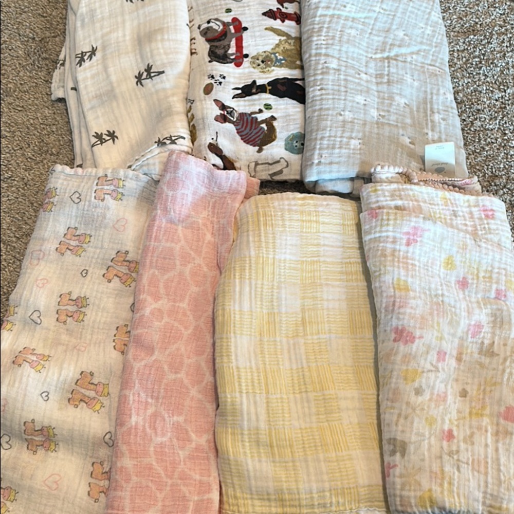 Swaddle blankets